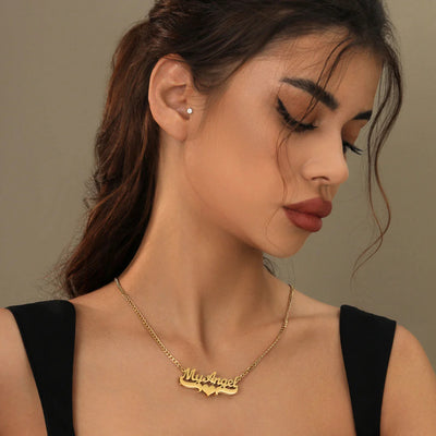 Collar Personalizado de Amor con Nombre y Corazón